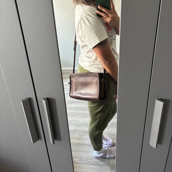 Vintage Coach Sutton Crossbody Bag 9814 - Picture 12 of 12